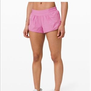 Lululemon hotty hot shorts size 8
